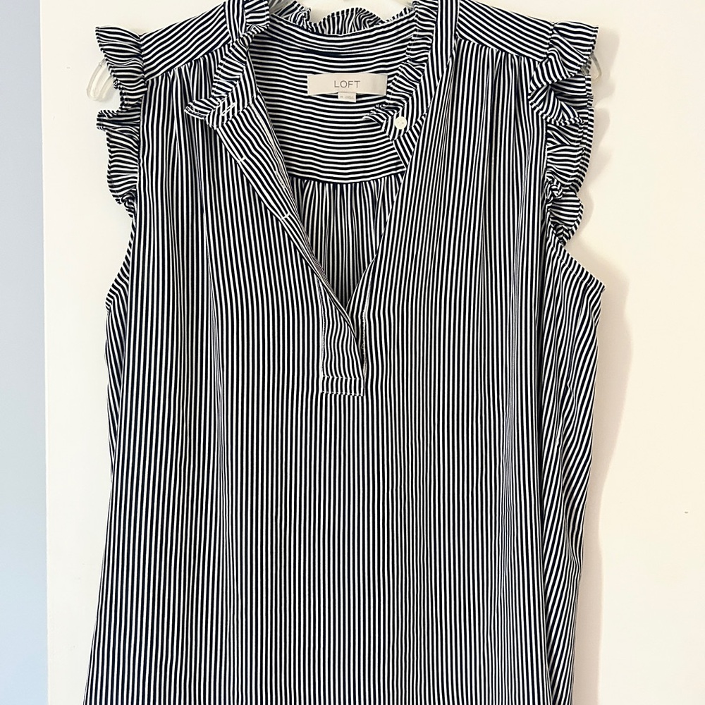 LOFT Black and White Striped Women's Top